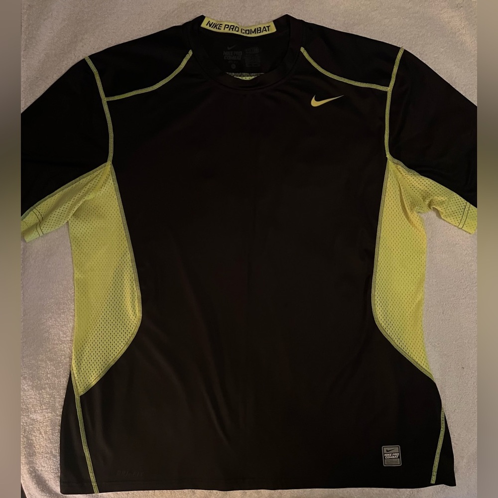 Men’s Nike Pro Combat Dri-Fit Fitted Shirt, Size XL, Yellow & Black, Pre-Owned